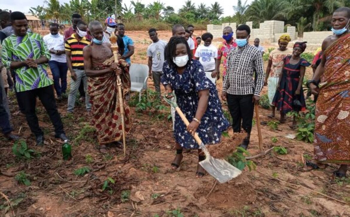 119828920_170194594714562_7494483590985833015_n