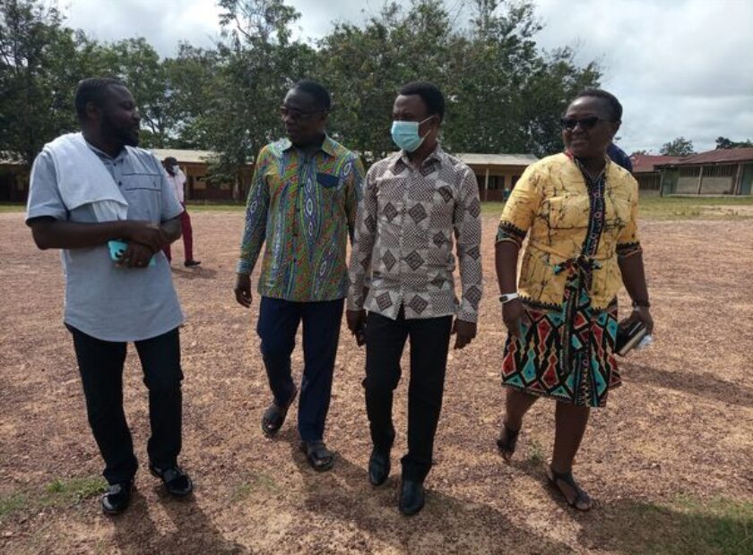 257853411_424756135925072_1378148109483228343_n